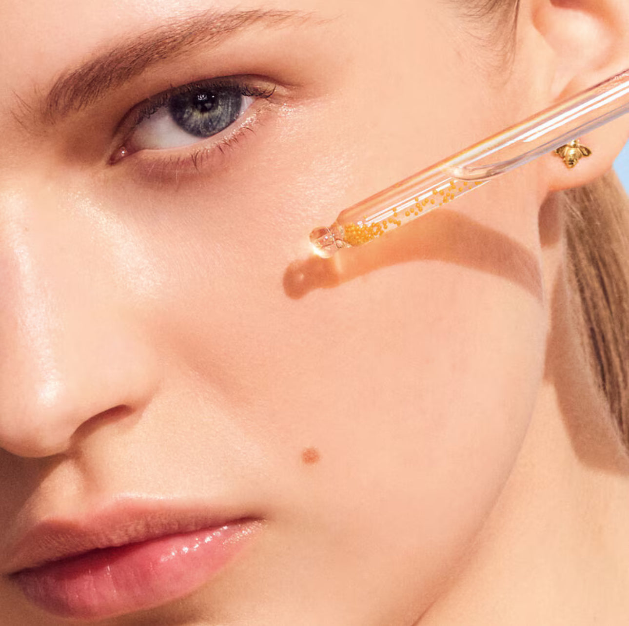 GUERLAIN- YOUTH WATERY OIL SERUM All skin types, even sensitive.